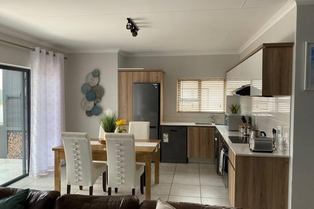 Penthouse 172 At The Blyde Crystal Lagoon Pretoria Exterior foto